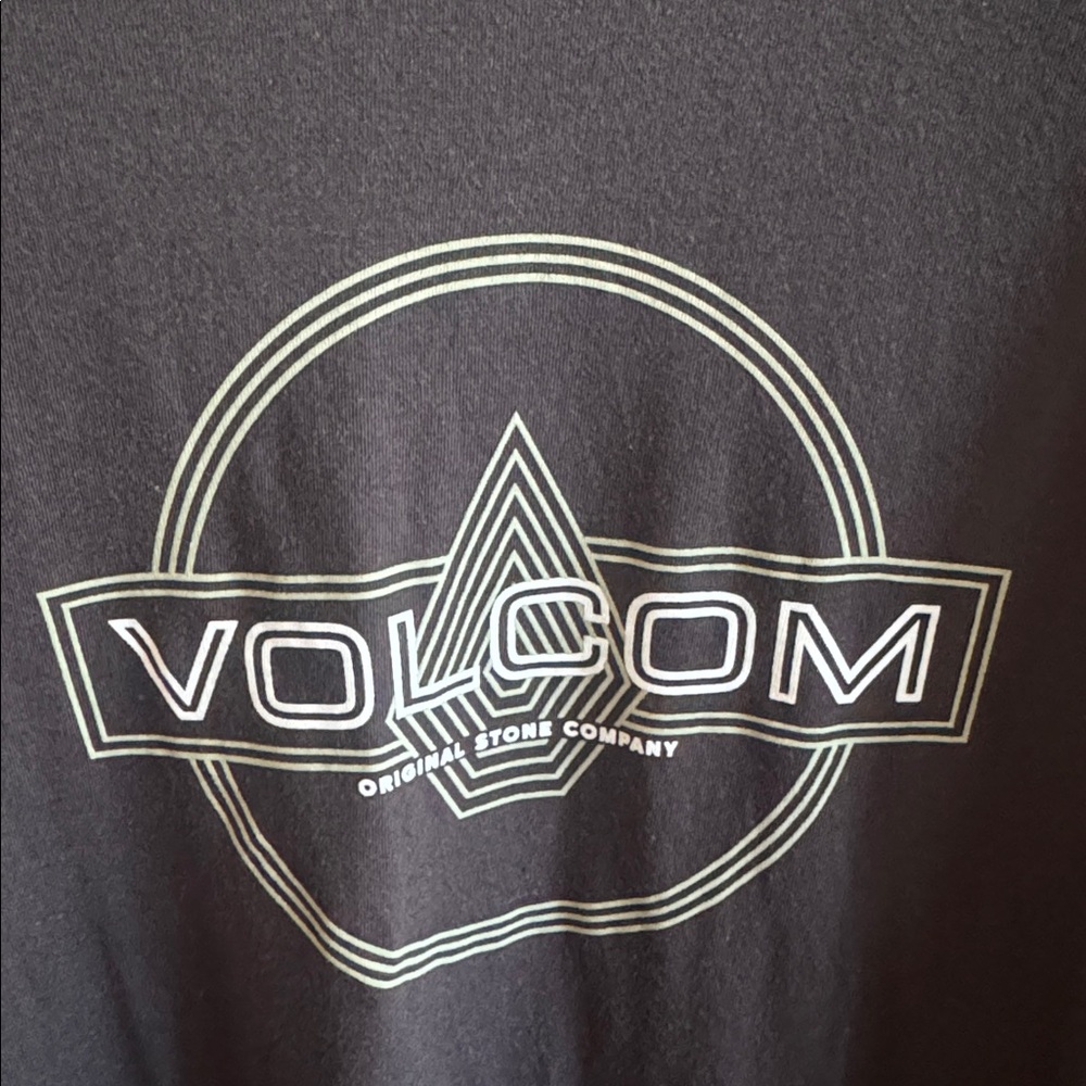 Volcom Black Short-Sleeve Logo Tee Mens XXL NWT Skater T-Shirt Casual New Skate - Picture 3 of 6
